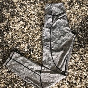 Active Leggings with Pocket- NWOT